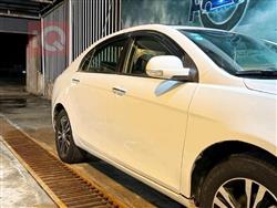 جيلي امجراند EC7